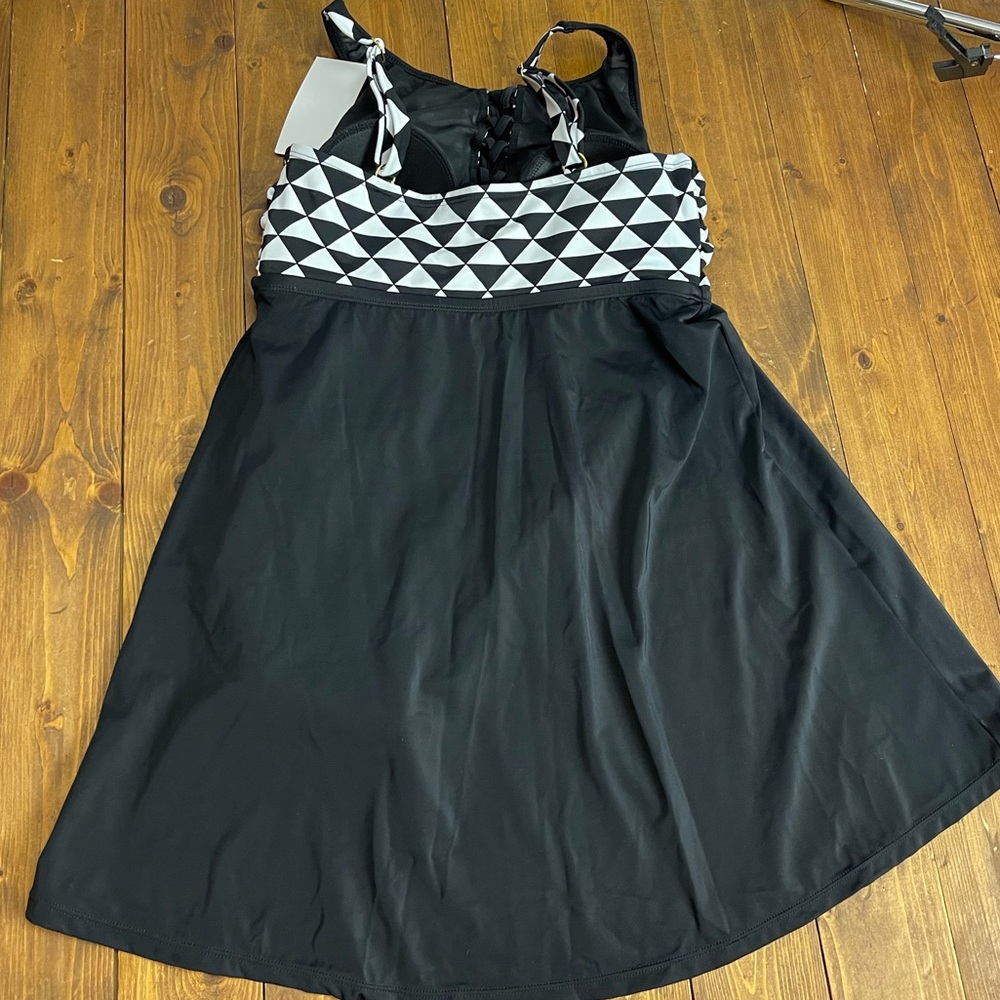 Swimsuits for all black and white swim dress size 10 - Picture 2 of 6